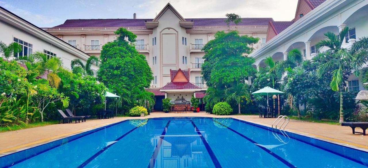 Glorious Hotel Kampong Thom Ngoại thất bức ảnh